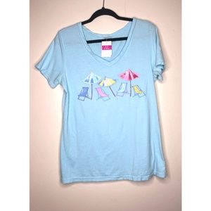 Fresh Produce Blue Beach Days - Chairs & UmbrellasTee T-Shirt Small